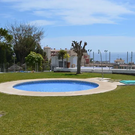Piso Moderno Con Vistas Al Mar